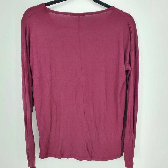 Pink Clover Women's NWT red criss cross front long sleeve shirt Size‎ Medium - Picture 4 of 4